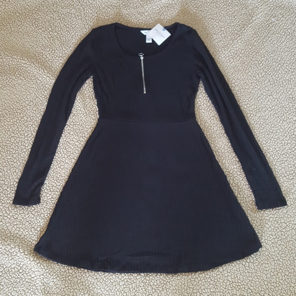 🆕️Long sleeve flare dress